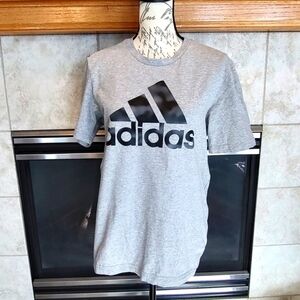💥3/$20 Adidas Small Gray Shirt Sleeve T-Shirt!